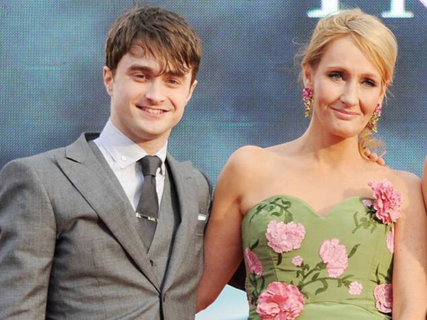 Daniel Radcliffe Komentari Kontroversi Cuitan Anti Transgender JK Rowling