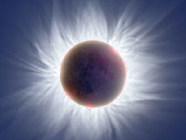 Nantikan Fenomena Super Moon Dan Gerhana Matahari Bersamaan Di 20 Maret