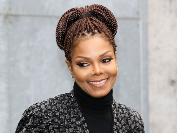 Perdana, Janet Jackson Pamer Wajah Imut Anak Laki-lakinya!