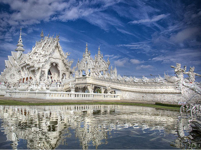 Yuk Kenalan dengan Kuil Putih Wat Rong Khung, Thailand!