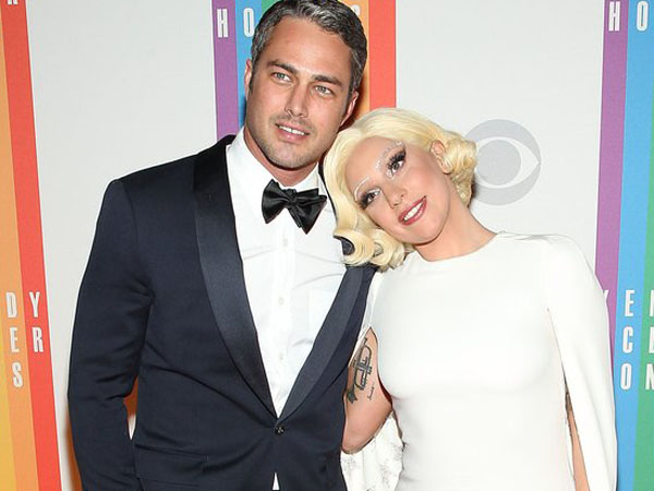 Lady GaGa Sering Bicarakan Kesempatan Kedua dengan Taylor Kinney, Bakal Balikan?