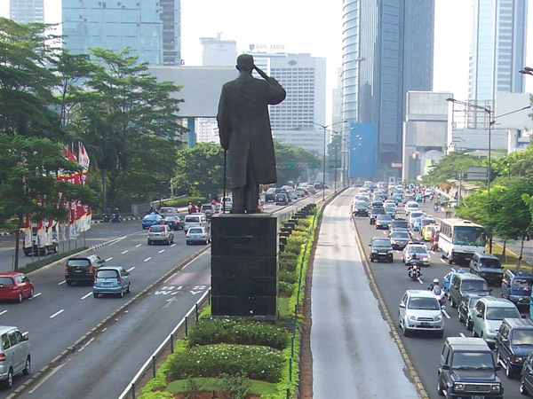 Tak Hanya Motor, Gubernur Ahok Juga Akan Larang Mobil Lintasi Jalur Protokol