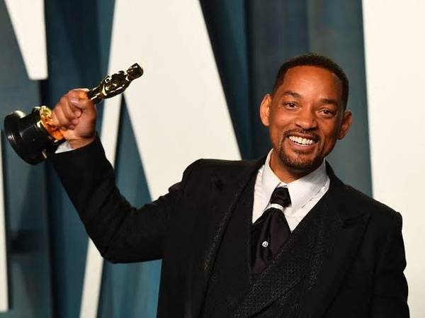 Bukan Settingan, The Academy Bakal Selidiki Insiden Will Smith Tampar Chris Rock