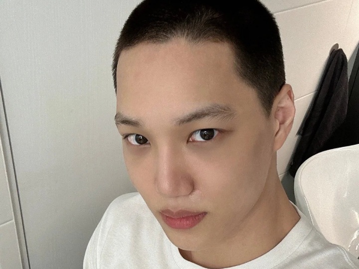Welcome Back! Kai EXO Resmi Selesaikan Tugas Wajib Militer
