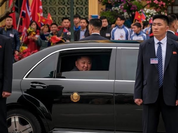 Masih Kena Sanksi Ekonomi, Dari Mana Kim Jong Un Bisa Dapatkan Mobil Kepresidenan yang Mewah?