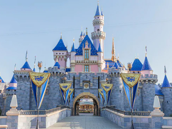 Tidak Dapat ‘Lampu Hijau’, Disneyland California Kembali Tunda Jadwal Pembukaan