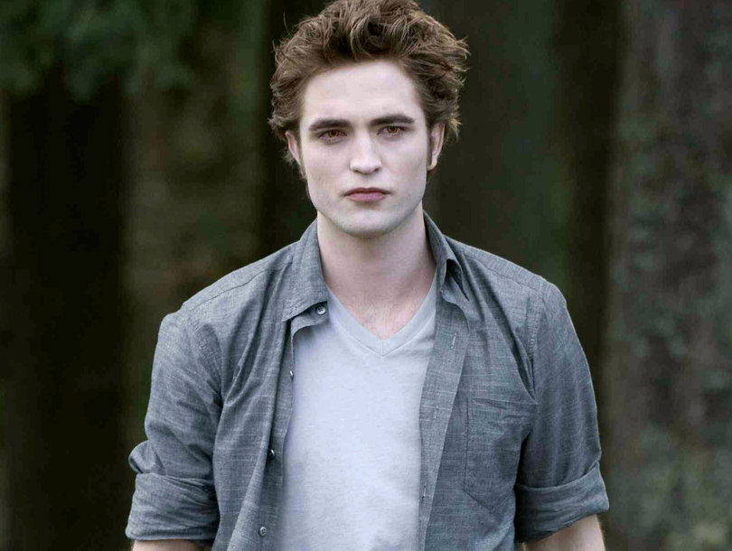 Sukses Besar, Robert Pattinson Sebut 'Twilight' Punya Cerita Aneh