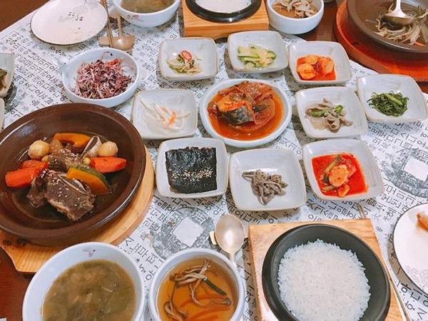 Mengenal Cara Masak Makanan Kerajaan Korea di Institute of Royal Cuisine