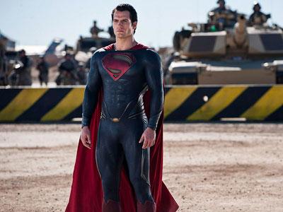 Man Of Steel 2, Bocorkan Adegan Laga Football Amerika