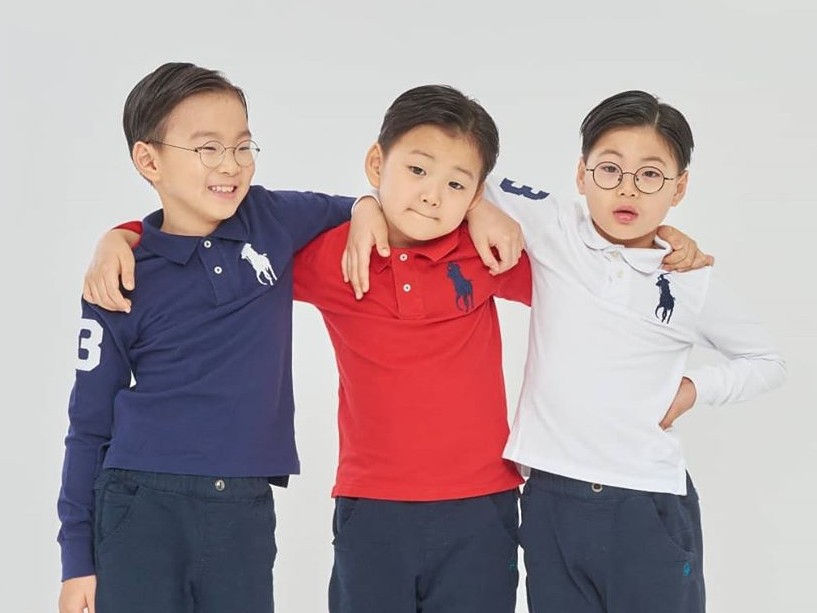 Mengintip Kegiatan Song Triplets Saat Sekolah Online