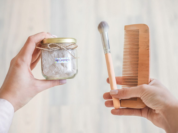 Diklaim Lebih Aman, 8 Benda Ini Bisa Jadi Pengganti Dry Shampoo