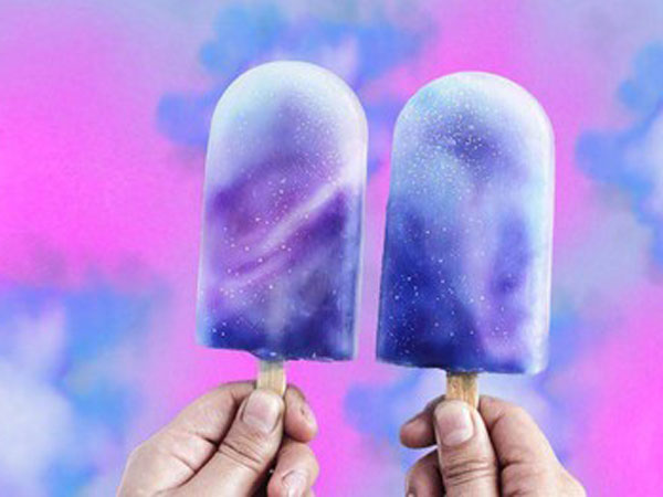 Cantiknya Warna-Warni Es Krim Bertema Galaksi Buatan Remaja 15 Tahun Ini