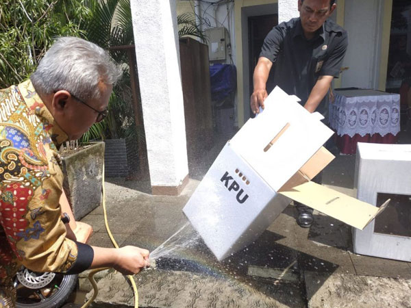 Deretan Fakta Menarik Kotak Suara Pemilu yang Diributkan Berbahan Kardus