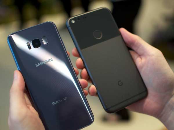 Naksir dengan Samsung Galaxy S8, Google Bakal Usung Layar Lengkung untuk Pixel 2?