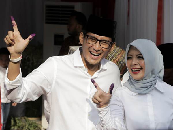 Sandiaga Uno dan Istri Positif Corona, Bukti Bahayanya Penularan Klaster Keluarga