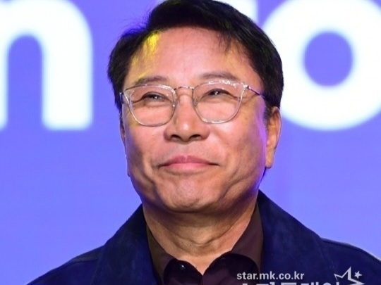 Lee Soo Man Tolak Undangan Konser Anniversary SM Entertainment