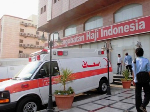 Mekkah Capai Suhu 43 Derajat Celsius, Tim Kesehatan Haji Indonesia Siaga Ambulans