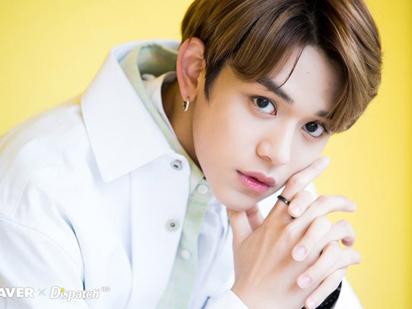 Penampilan Gagah Lucas NCT Sukses Bikin Heboh Penggemar, Mirip Minho SHINee!