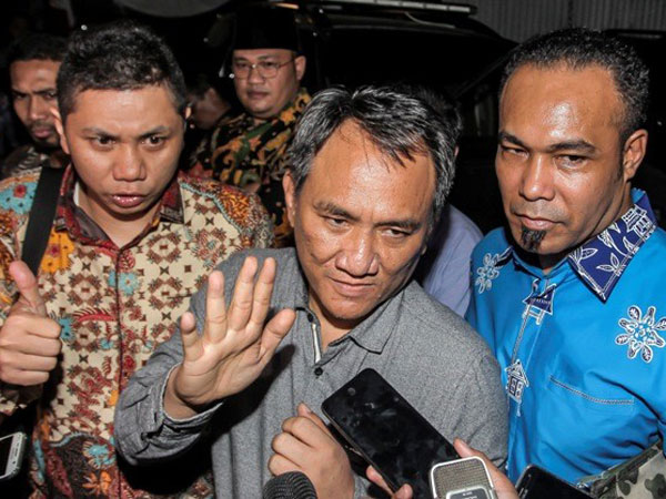 Andi Arief Akui Seruannya Soal Mahar Politik 1 Triliun Sandiaga Sudah Dapat Restu Partai Demokrat!