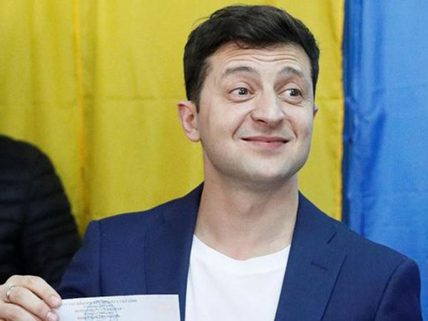 Sosok Komedian Volodymyr Zelenskiy yang Berhasil Menang Pemilu Presiden di Ukraina