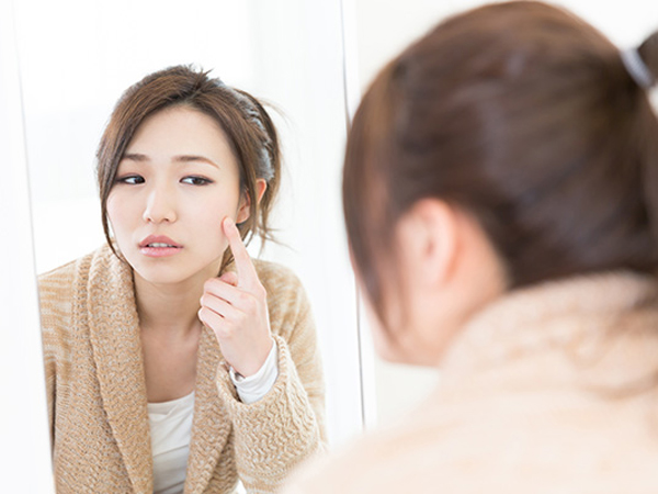 Tak Hanya Pengaruhi Mood, Menstruasi Juga Berikan Dampak pada Kondisi Kulit!