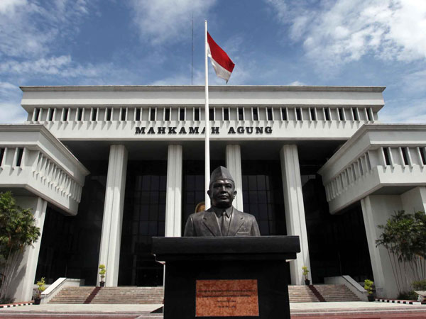 Mahkamah Agung Putuskan Bolehkan Mantan Koruptor Maju Nyaleg