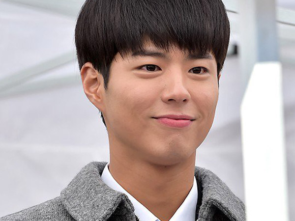 Diduga Kenakan Couple Ring Oleh Netizen, Agensi Park Bo Gum Angkat Bicara