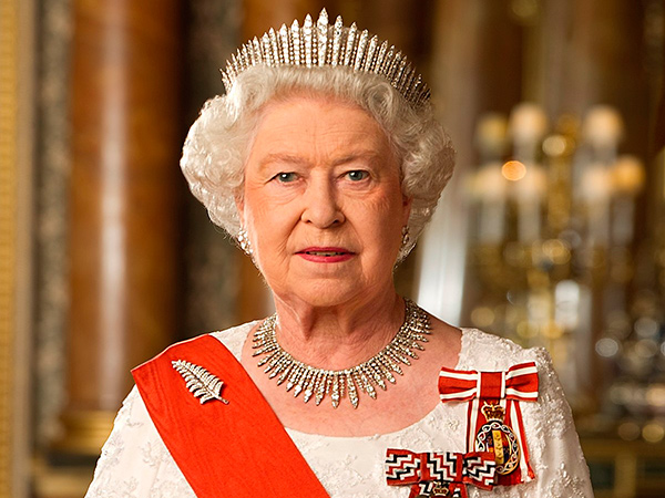 Ratu Elizabeth II Disebut Bakal Pensiun, Turunkan Tahta ke Siapa?