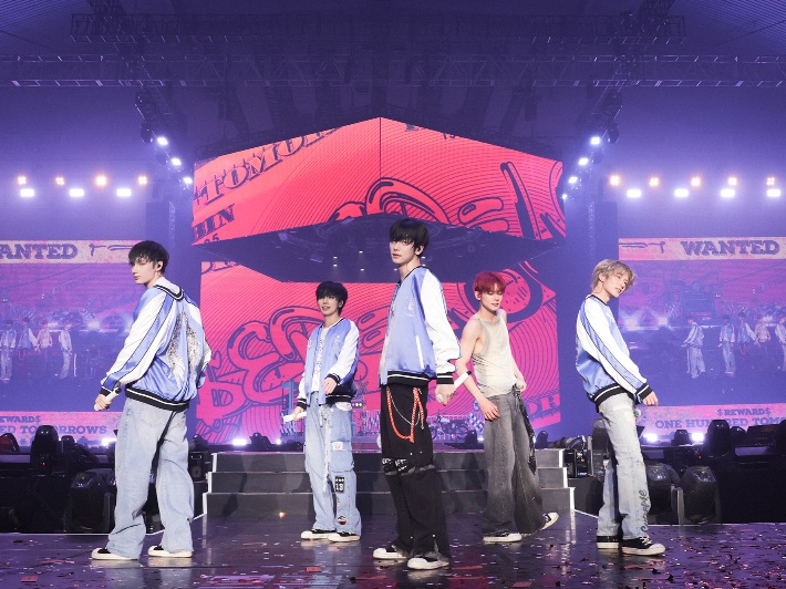 TOMORROW X TOGETHER Ciptakan Malam Tak Terlupakan dengan THIRD WORLD TOUR 'ACT: PROMISE' in Jakarta
