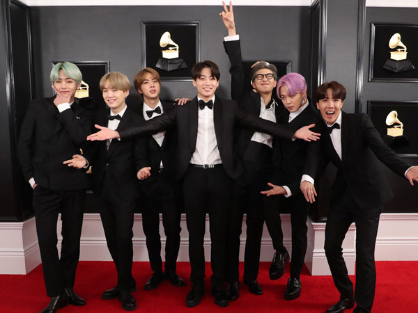 Jungkook BTS Terlihat Menangis di Grammy Awards, Air Mata Bahagia?