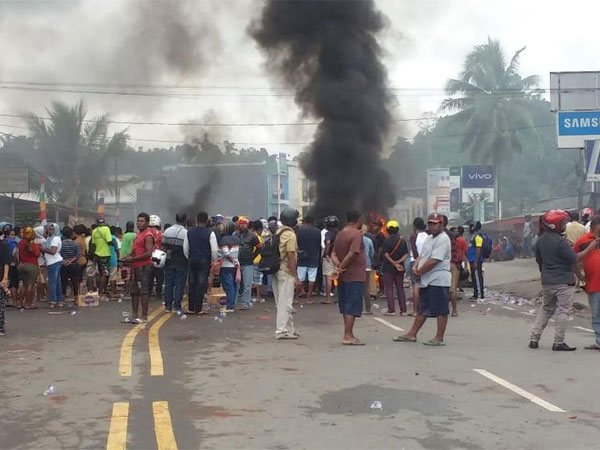 Kesaksian Warga Soal Kerusuhan Manokwari Buat Lumpuh Jalan, Ada Polisi Tertembak