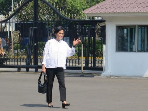 Sri Mulyani Penuhi Panggilan Jokowi ke Istana, Jadi Menteri Lagi?