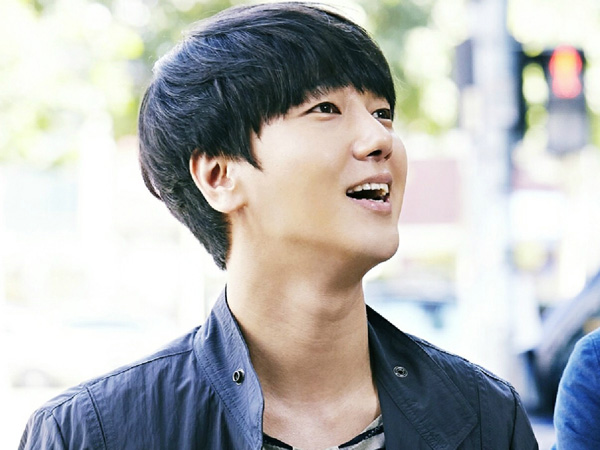 Debut Akting, Yesung Super Junior Berubah Jadi Pegawai Supermarket!