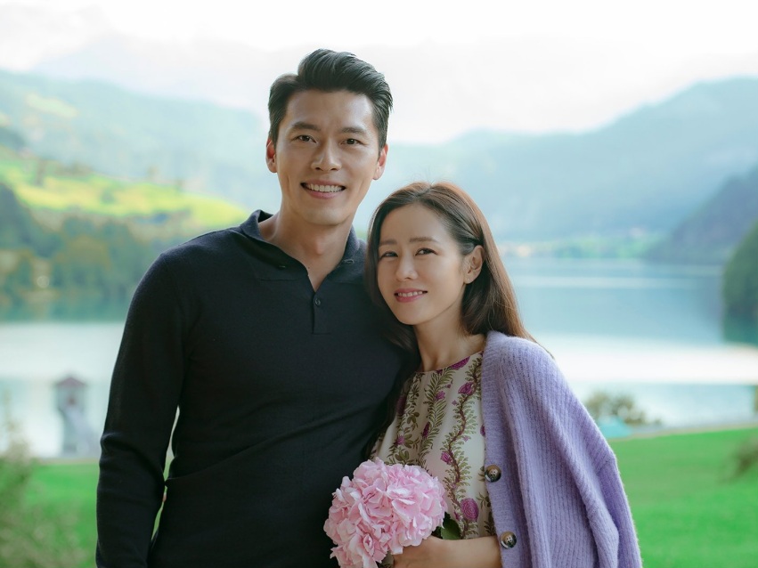 Hyun Bin dan Son Ye Jin Donasi 3,3 Miliar untuk Anak-anak di Rumah Sakit