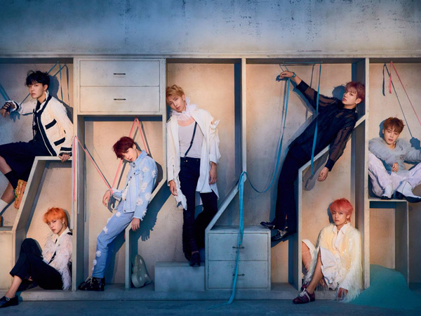 Bedah Fashion Super Mewah BTS di Foto Konsep Album 'Love Yourself: Answer'