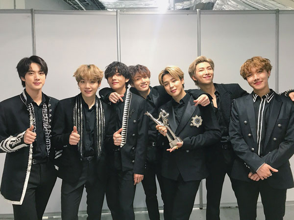 BTS Jadi Artis Pertama yang Raih 2 Daesang Setahun dalam Sejarah Golden Disc Awards