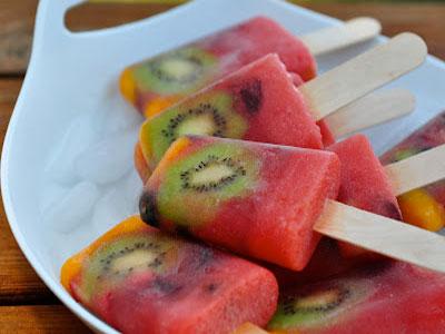 Intip Resep Buat Watermelon Popsicles yang Segar Ini!