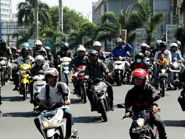 Meski Berbahaya, Ini Alasan Masyarakat Tetap Pilih Mudik Menggunakan Sepeda Motor