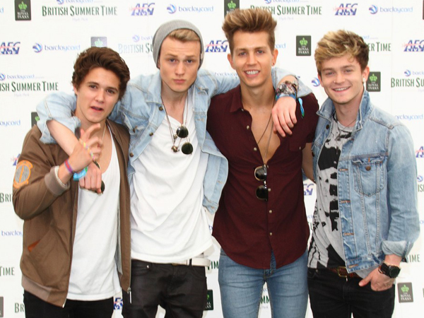 The Vamps Tak Suka Cewek yang Berpakaian Minim?