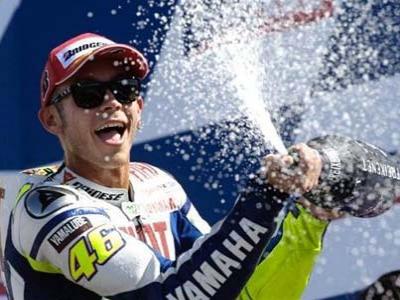 Rossi Anggap Moto GP Terlalu Serius