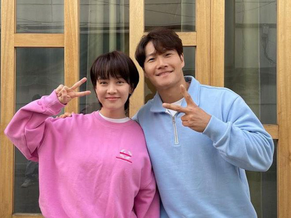 Song Ji Hyo Ungkap Sempat Tolak Love Line dengan Kim Jong Kook, Ngaku Nggak Baper