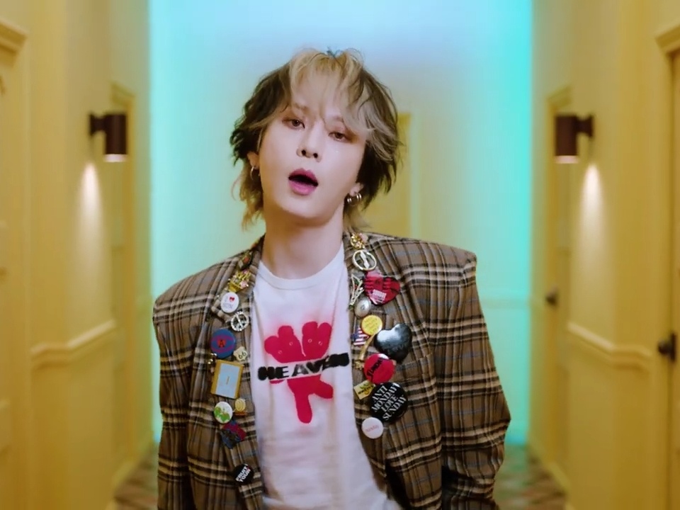 Junhyung eks HIGHLIGHT Mulai Awal Baru Lewat MV 'Koong'