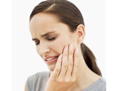 Cara Mudah Atasi Sakit Gigi Dengan Teh Hijau