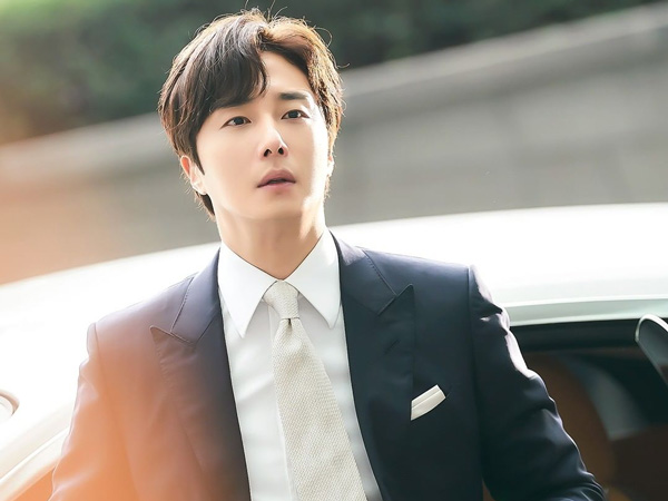 Jung Il Woo Bakal Jadi CEO Kaya dan Detektif Misterius di Drama 'Good Job'