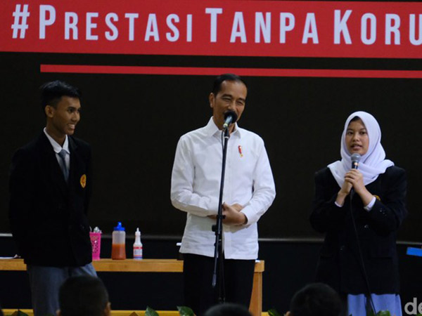 Ditanya Anak SMK Soal Hukuman Mati Bagi Pelaku Korupsi, Ini Jawaban Jokowi