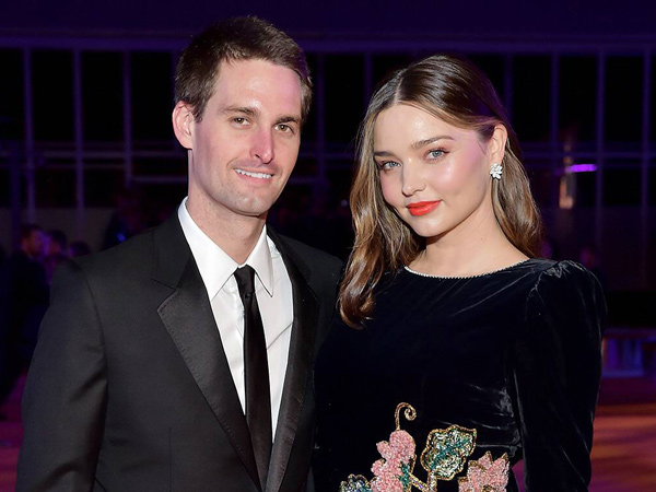 Selamat, Miranda Kerr Melahirkan Anak Kedua CEO Snapchat