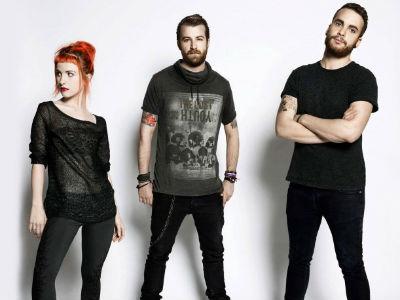 Paramore Sukses Pecahkan 10 Rekor Dunia di Video Musik Terbarunya!