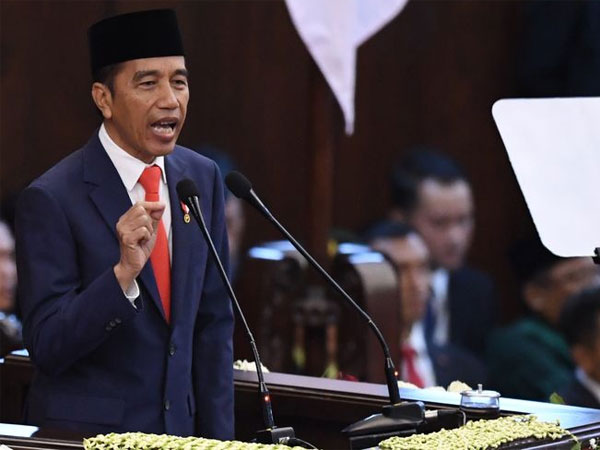 Respon Jokowi Mendapati Cangkul Saja Masih Impor: Kebangetan Banget!