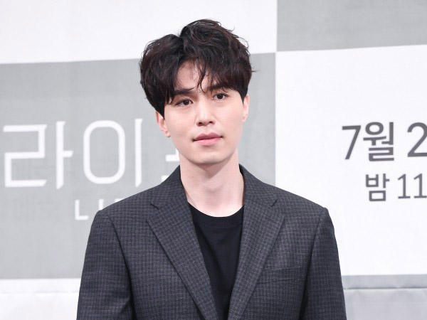 So Sweet, Ini Alasan Menyentuh Lee Dong Wook Pilih Jadi Dokter di Drama Terbaru JTBC 'Life'