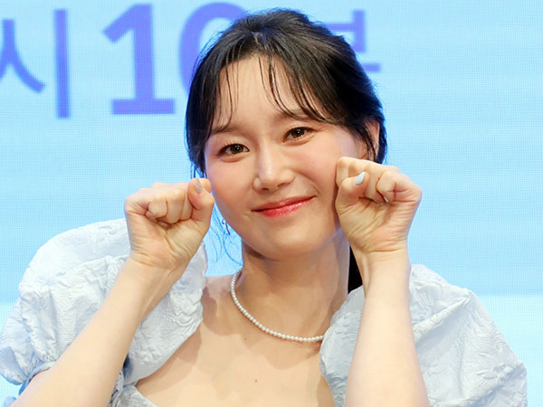 Congrats, Lee Yoo Young Telah Melahirkan Anak Pertama